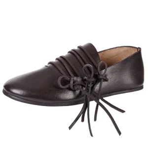 Scarpe basse tardo-medievali, con lacci, cuoio scuro